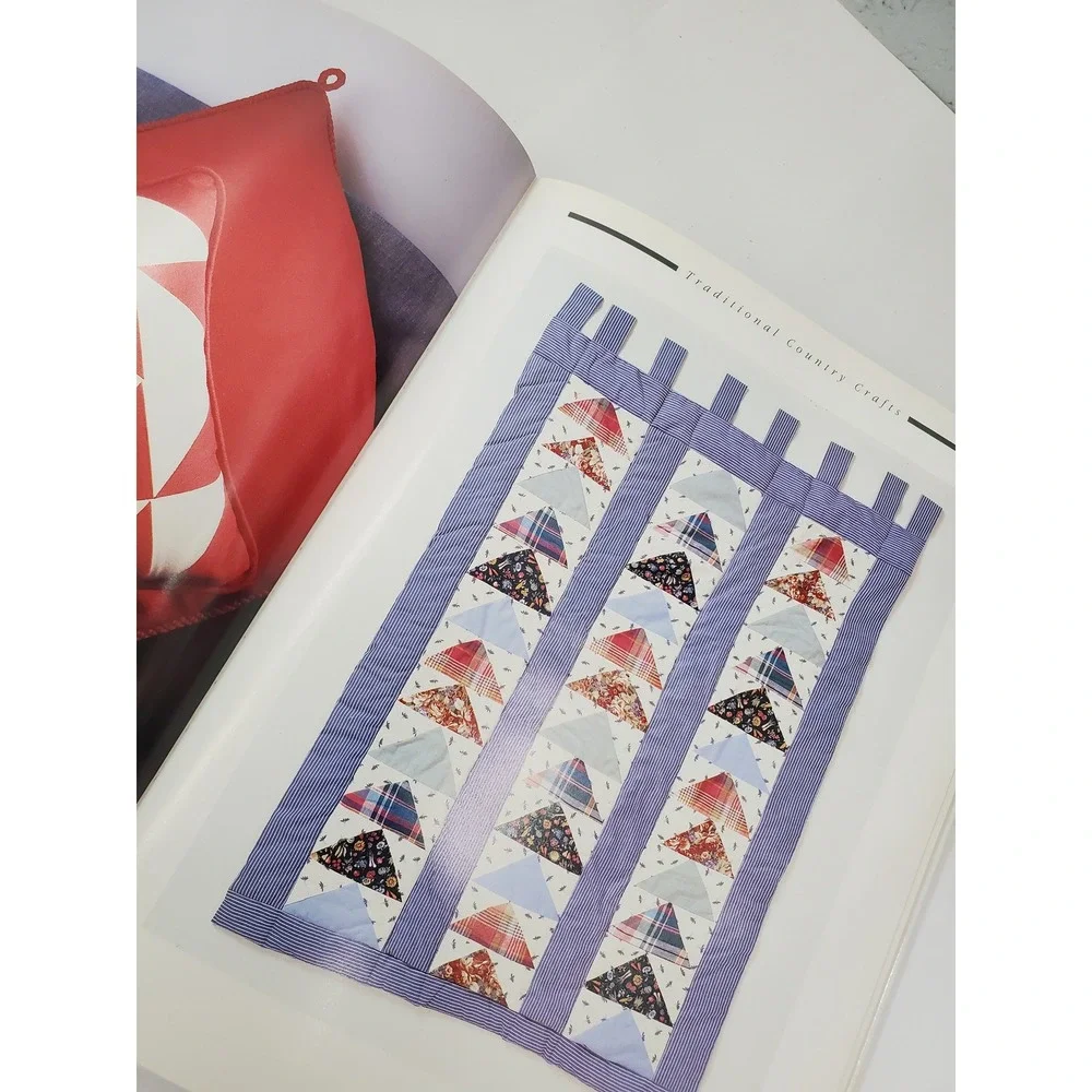Traditional Country Crafts Victoria Dutton Hardcover 1996 Quilting Needlecraft